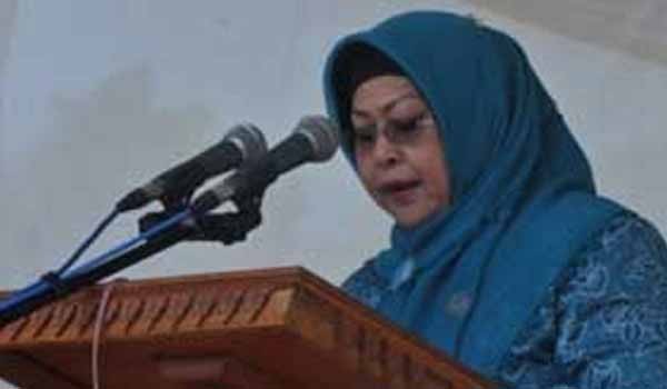 Ketua DPRD Provinsi Jambi Hj. Sofia Joesoef, SH.